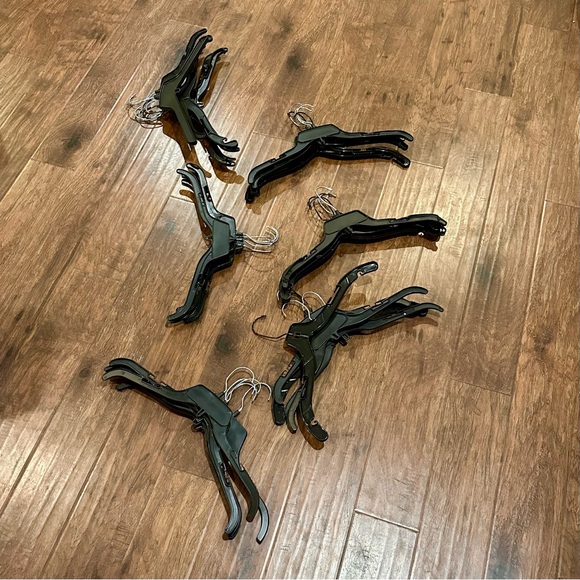 31 Black Clothing Hangers - Picture 3 of 4